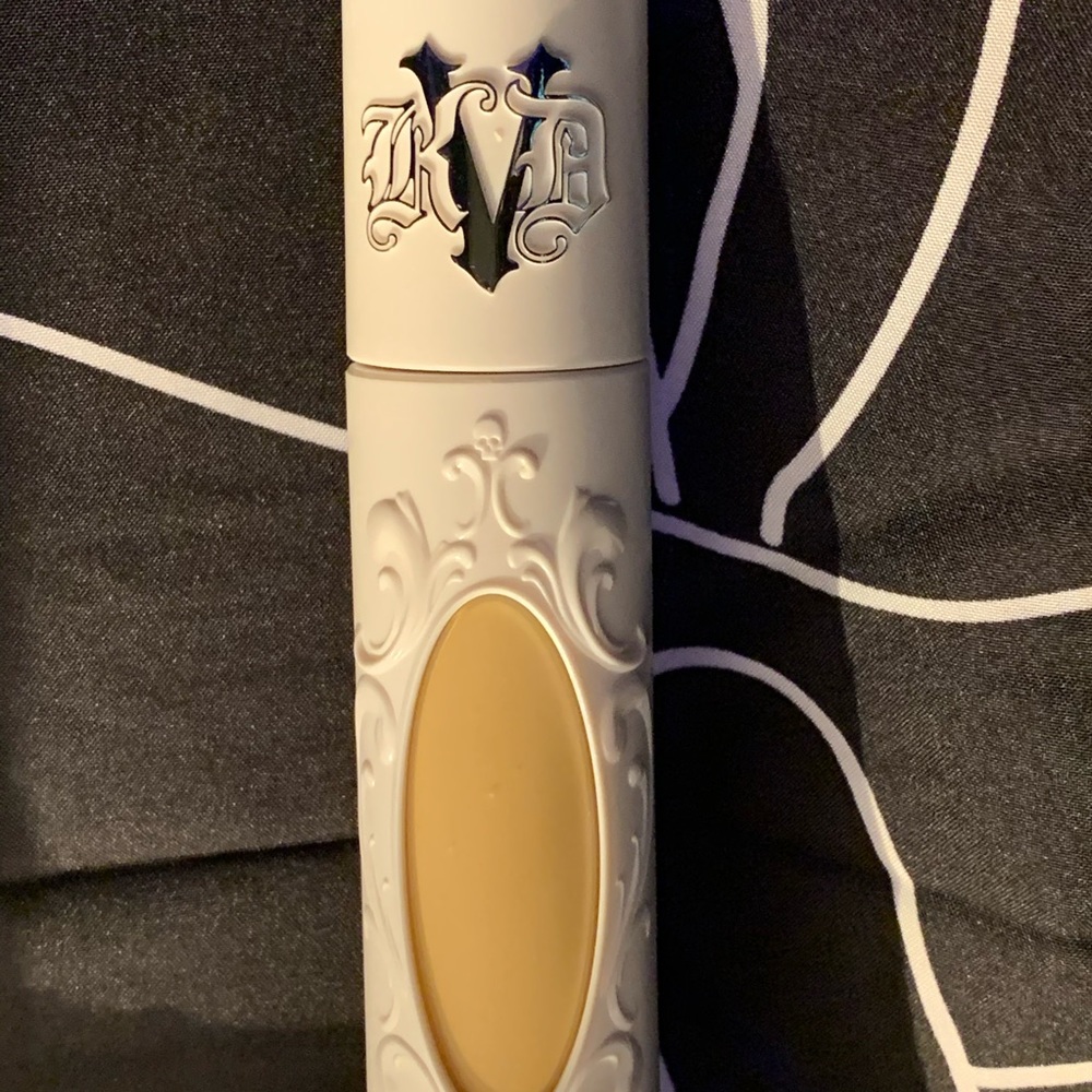 Kat von d  KVD